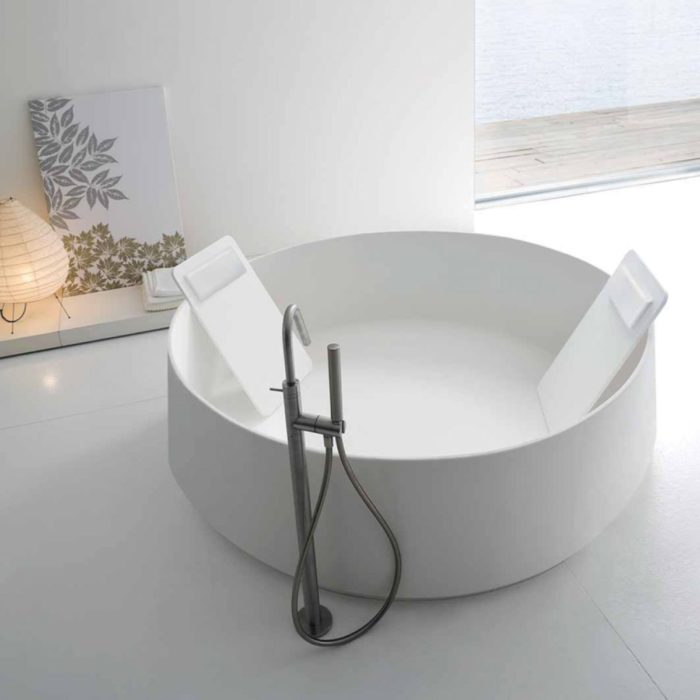 OPUS 20 OP 1T01 Free-Standing Bathtub
