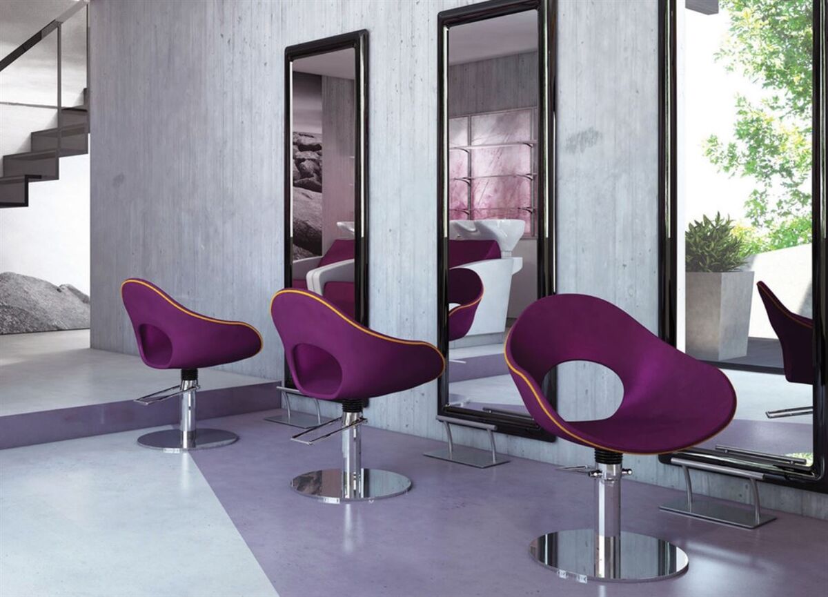 Miss Styling Station - Black - Image 2