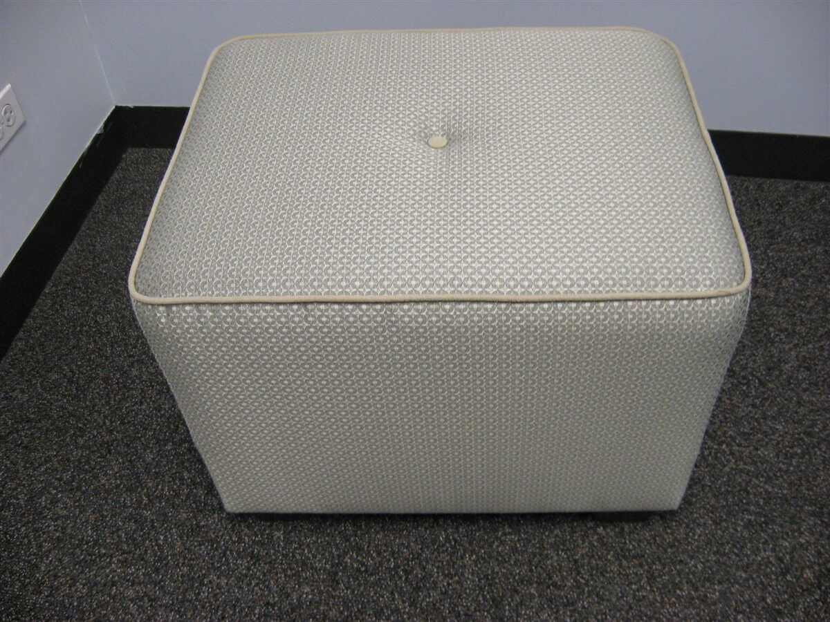 Plush Ottoman - Image 3