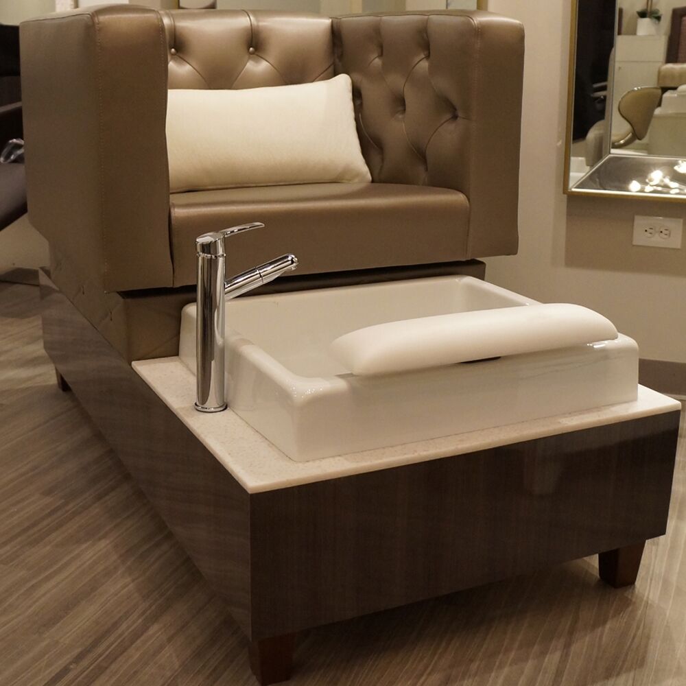 Jenni Built-in Swivel Pedicure Chair & Foot Spa - Image 6