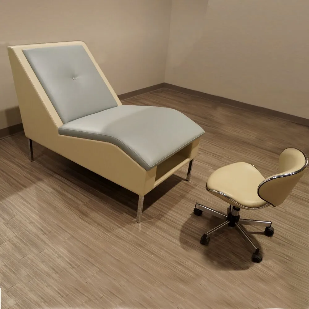 Waterless Pedicure Massage Chair - Image 2