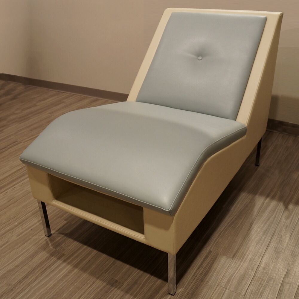 Waterless Pedicure Massage Chair - Image 3