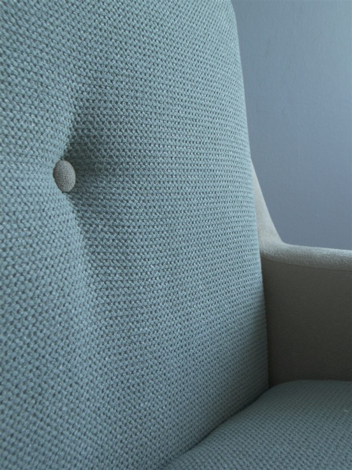 Plush Lounge Chair - Image 5