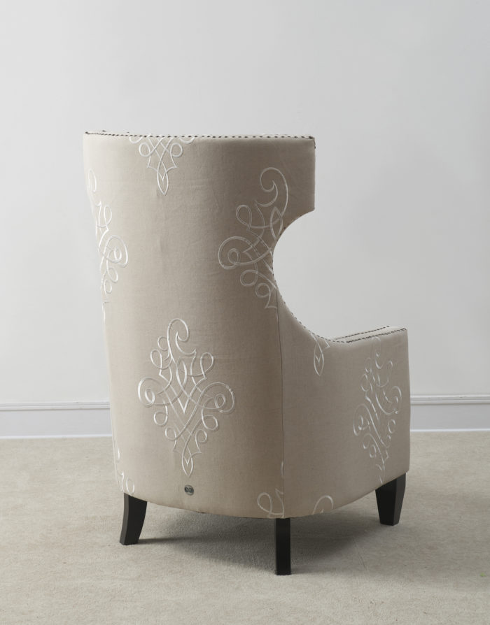 GRAMERCY EMBROIDERED LINEN WING CHAIR - Image 4