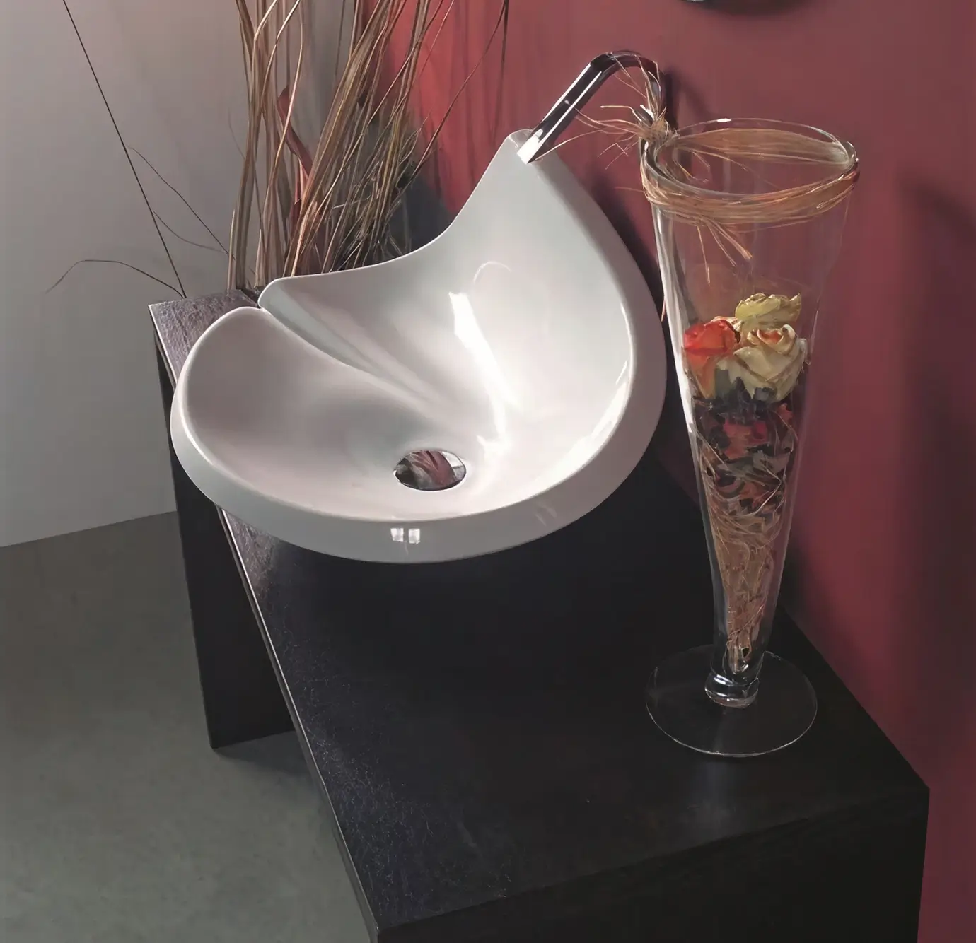 Decorative sinks
