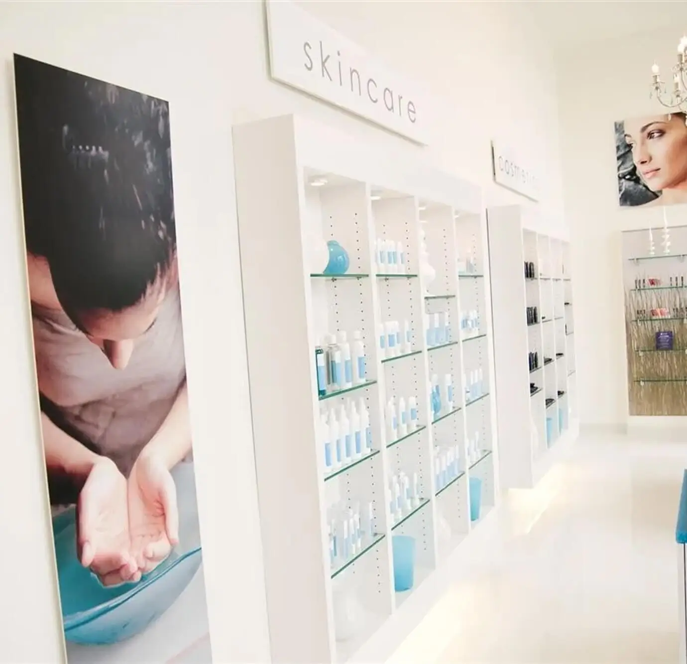 wall display fixtures